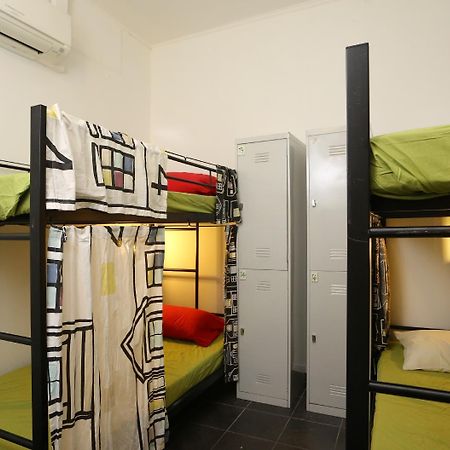 Rain Forest 149 Hostel Singapore Esterno foto